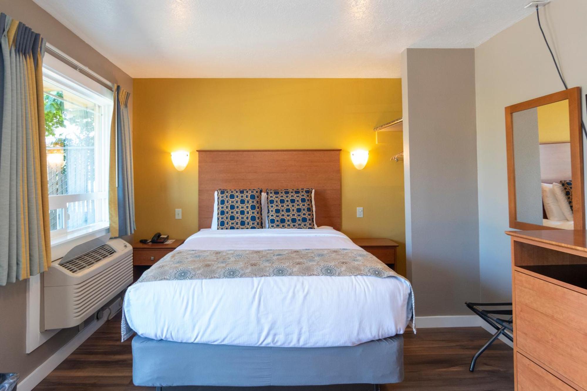 Nordic And Motel 3*