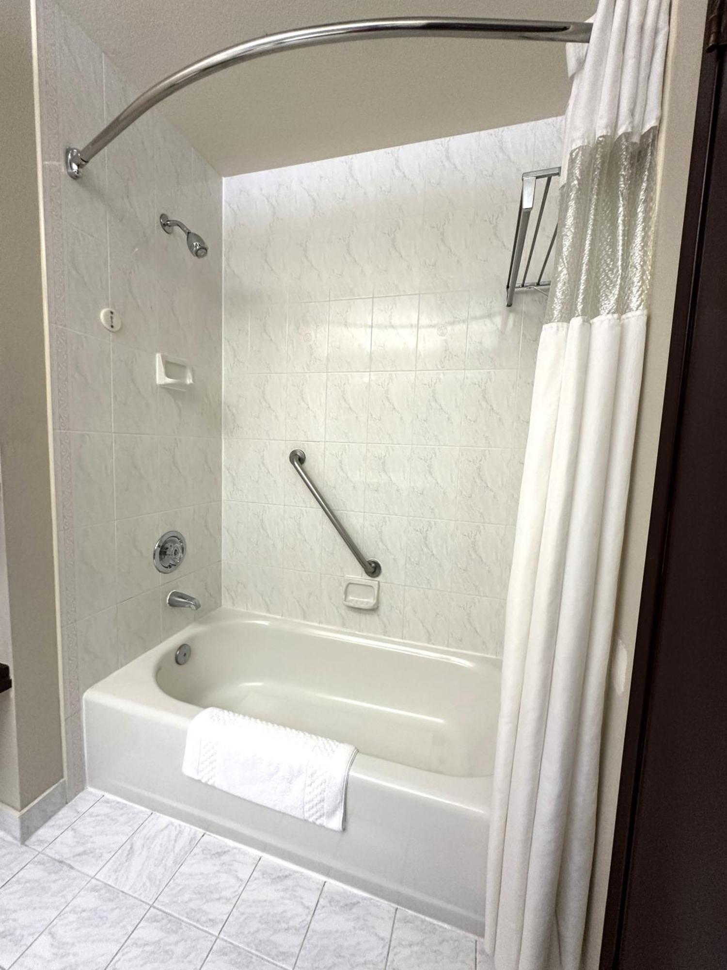 Sojourn Airport Hotel Portland