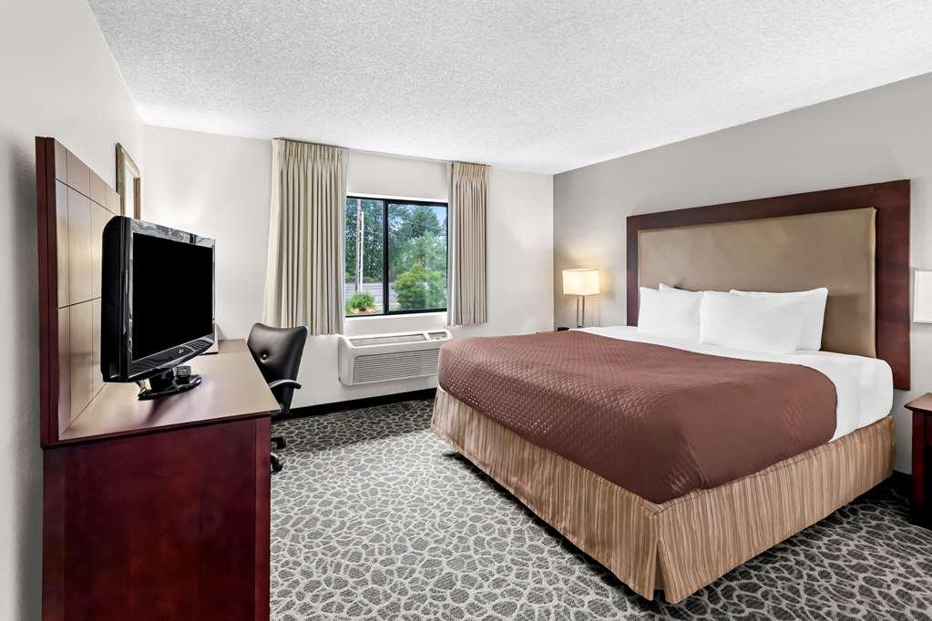 Red Lion Airport Hotel 3*