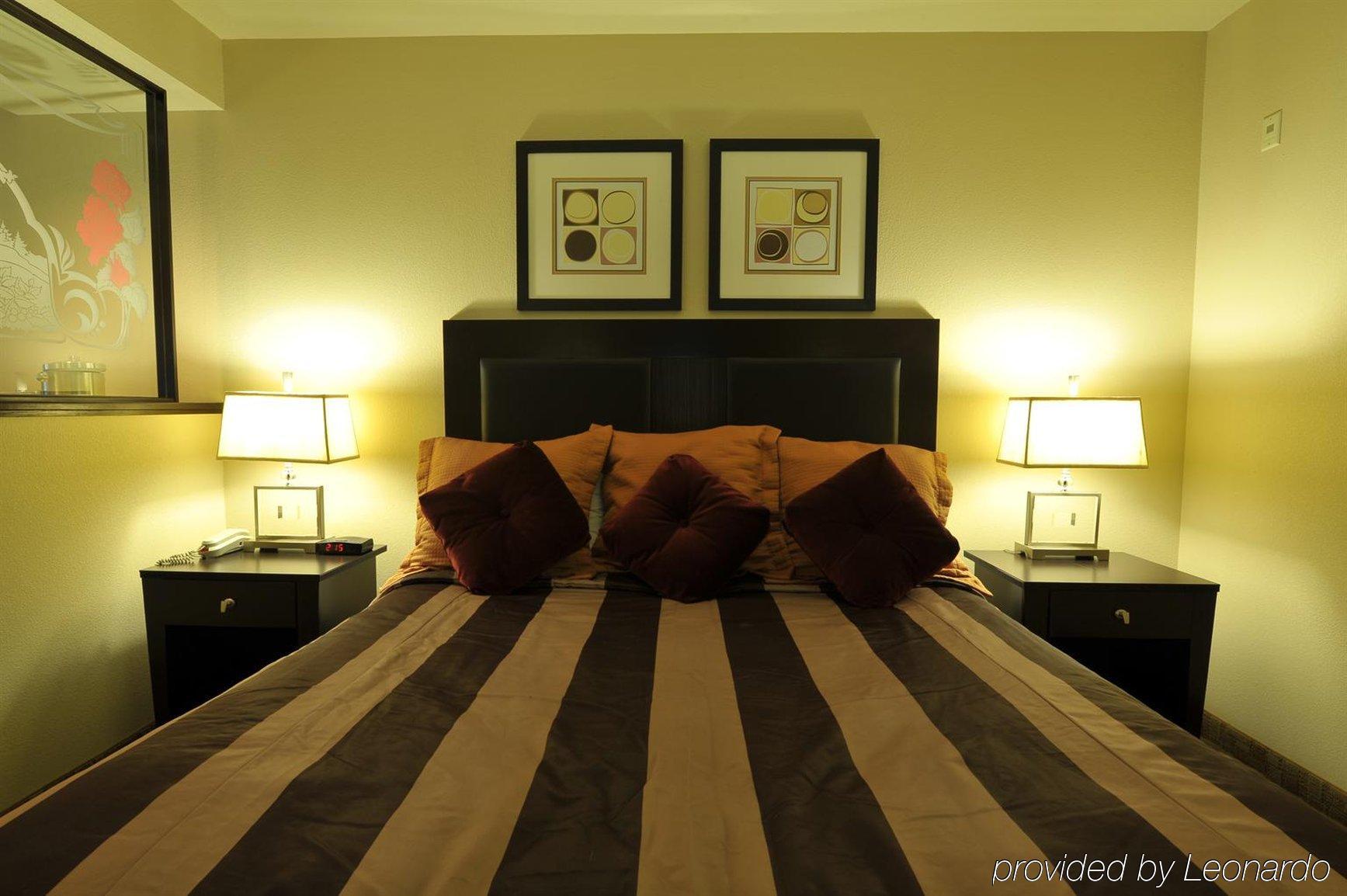 Sojourn Airport Hotel