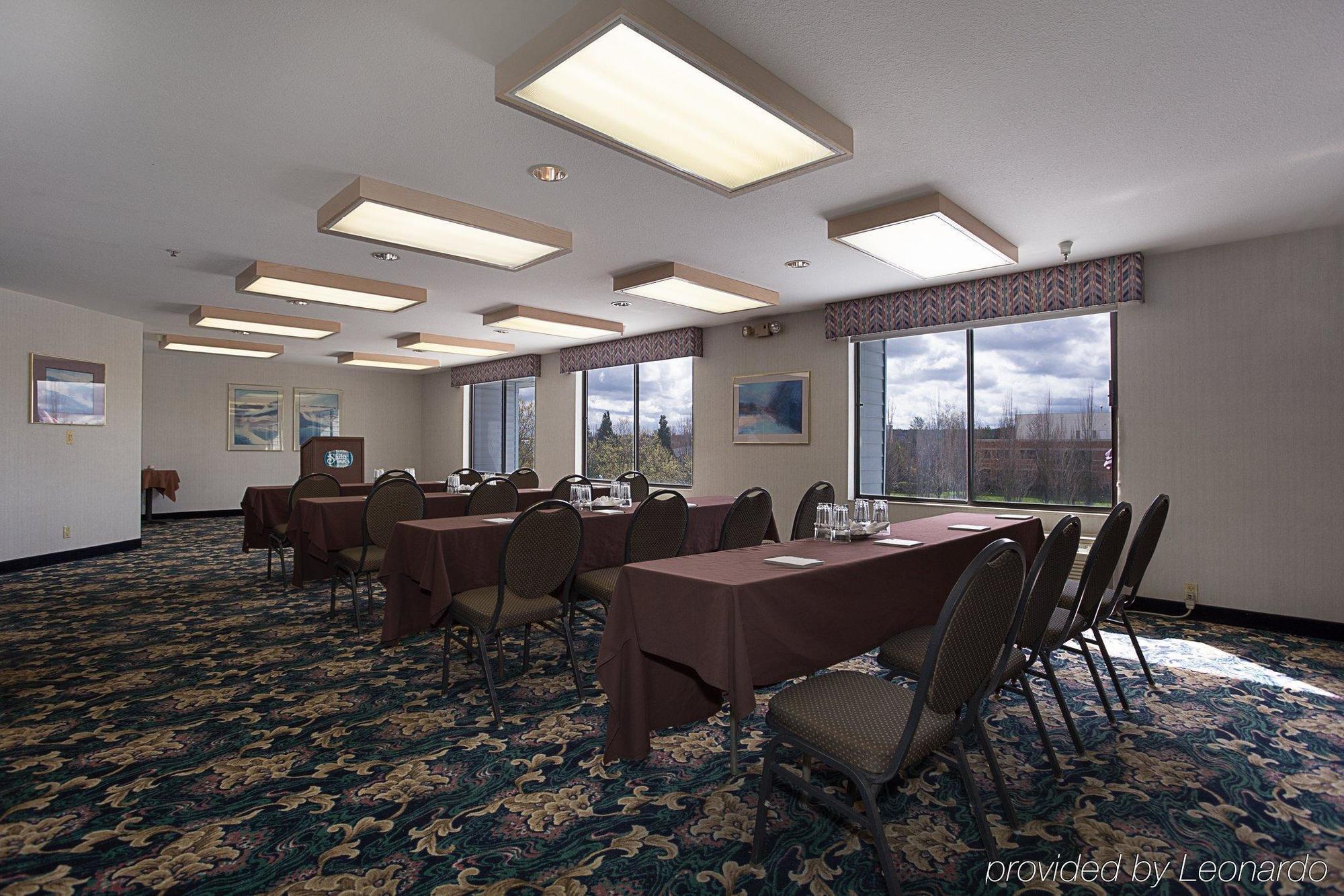 Hotel Sojourn Airport