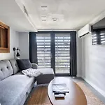 Stay Portland Collection - Lovely Location, 4 Bedroom Pearl Apt, Sleeps 8