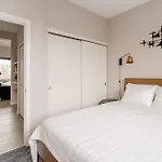 Retro Modern 2-Bedroom With 90 Walkscore