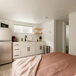 Stay Portland - Budget-Friendly Basement Hideaway - 91 Walkscore