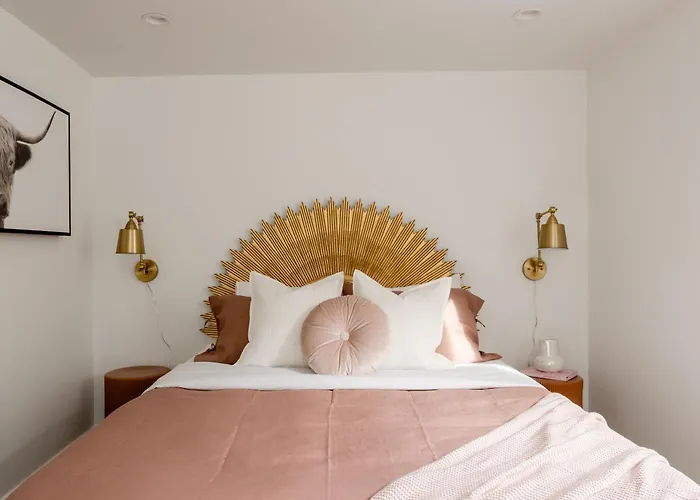 Stay Portland - Budget-Friendly Basement Hideaway - 91 Walkscore