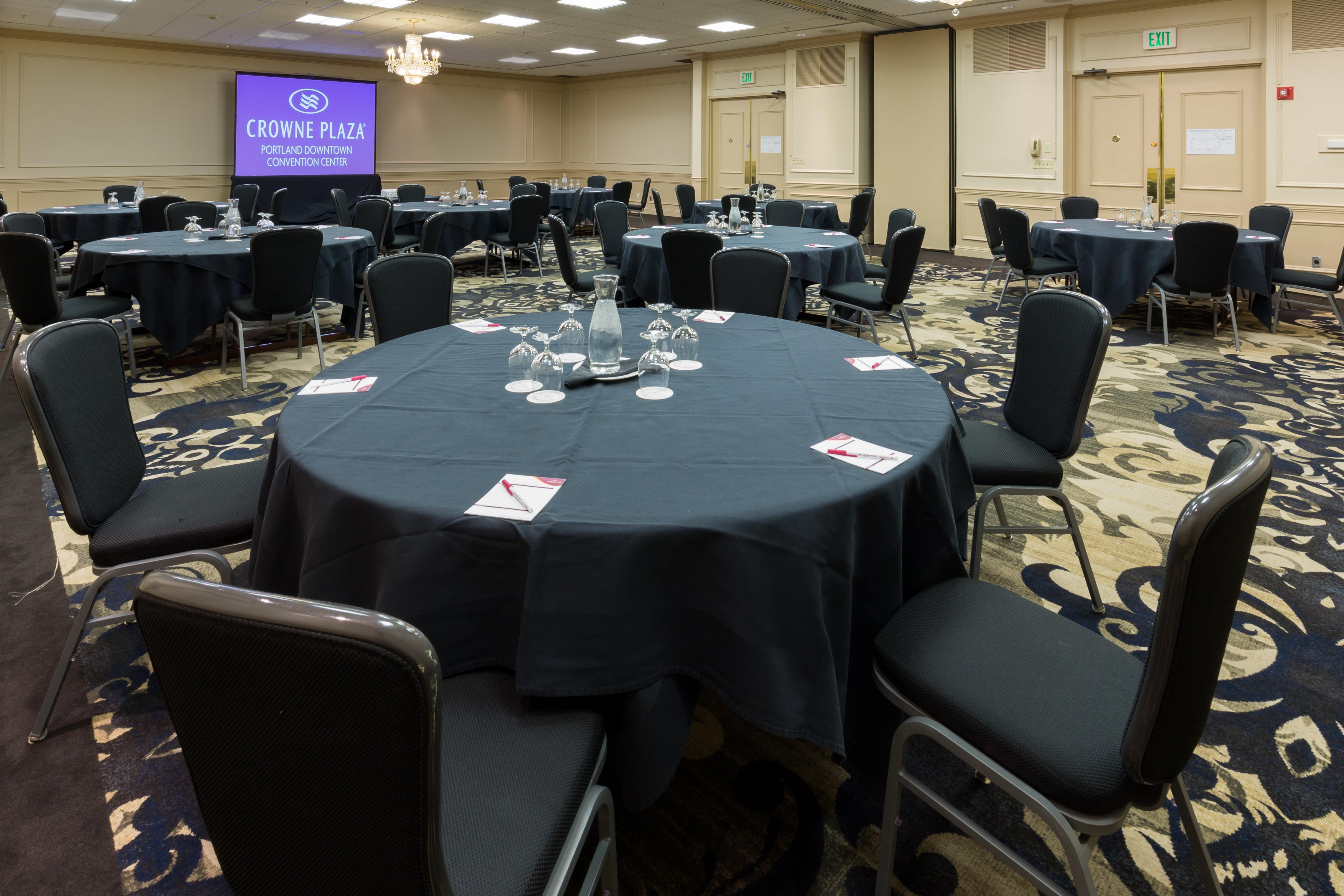 Hotel Crowne Plaza Portland-downtown Convention Center By Ihg 4*