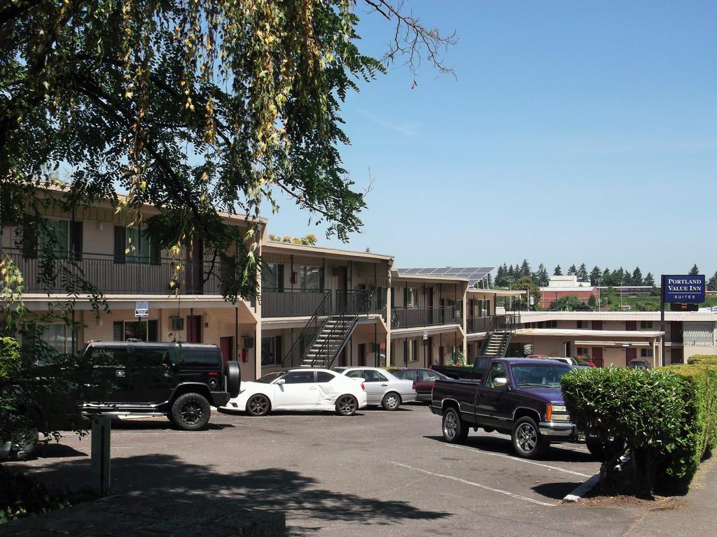 Motel Value & 2*