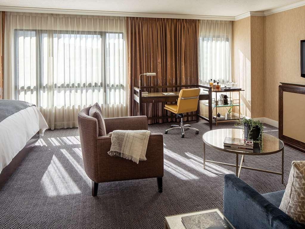 Dossier Hotel Portland