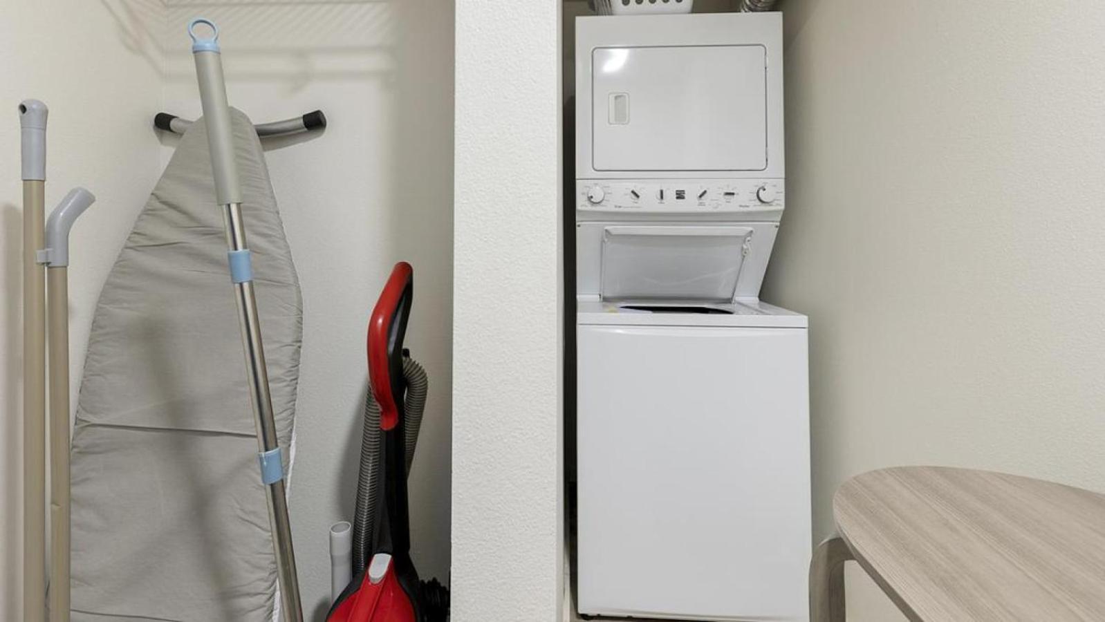 Landing At Yacht Harbor Club - 1 Bedroom In Hayden Island Neighborhood Network Apartamento *