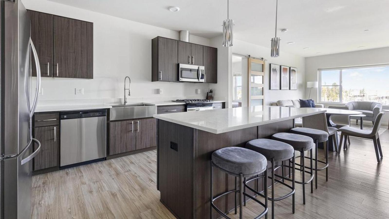 Landing At Yacht Harbor Club - 1 Bedroom In Hayden Island Neighborhood Network Apartamento Portland