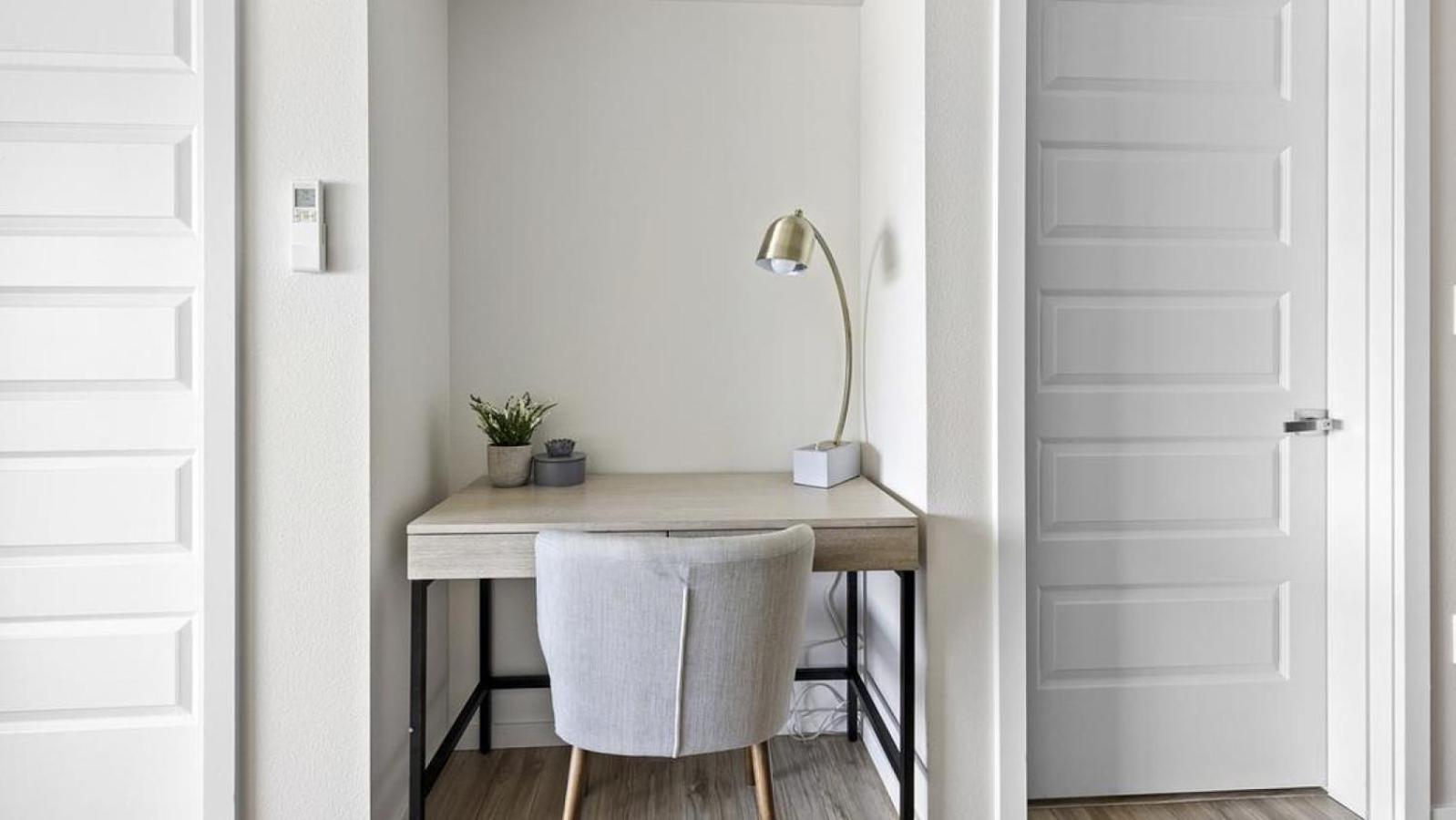 Landing At Yacht Harbor Club - 1 Bedroom In Hayden Island Neighborhood Network Apartamento Portland