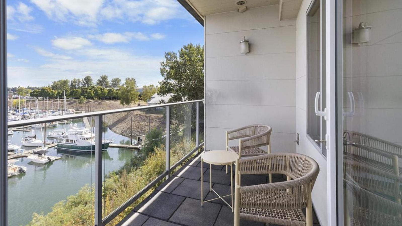 Apartamento Landing At Yacht Harbor Club - 1 Bedroom In Hayden Island Neighborhood Network Portland