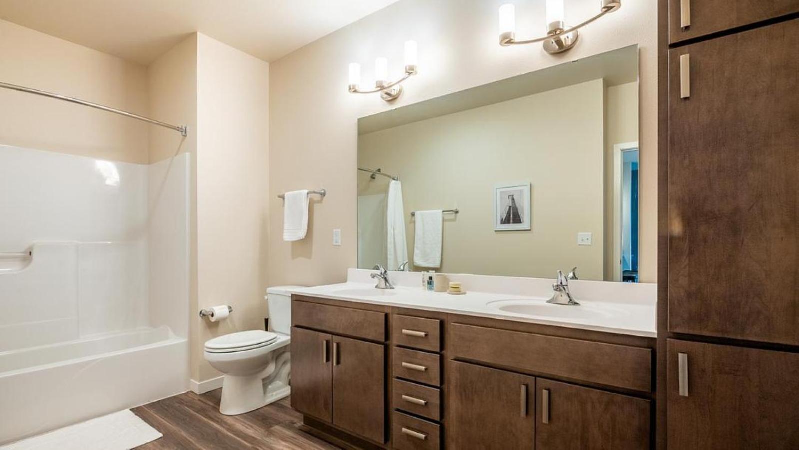 Apartment Landing At Pearl - In Northwest