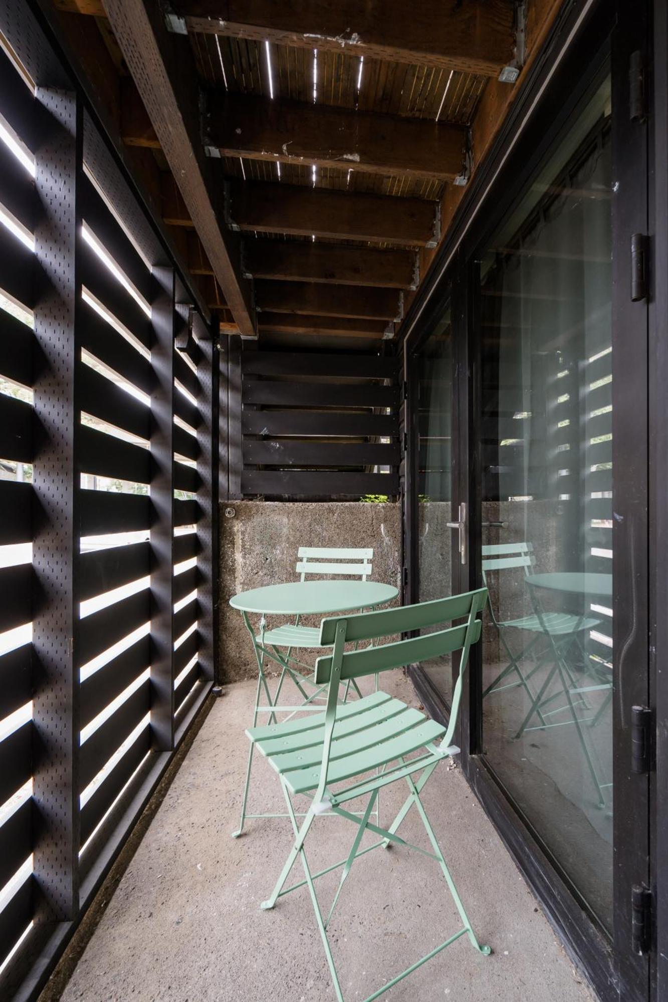 Holiday home Collection - Lovely Location, 4 Bedroom Pearl Apt, Sleeps 8 Portland