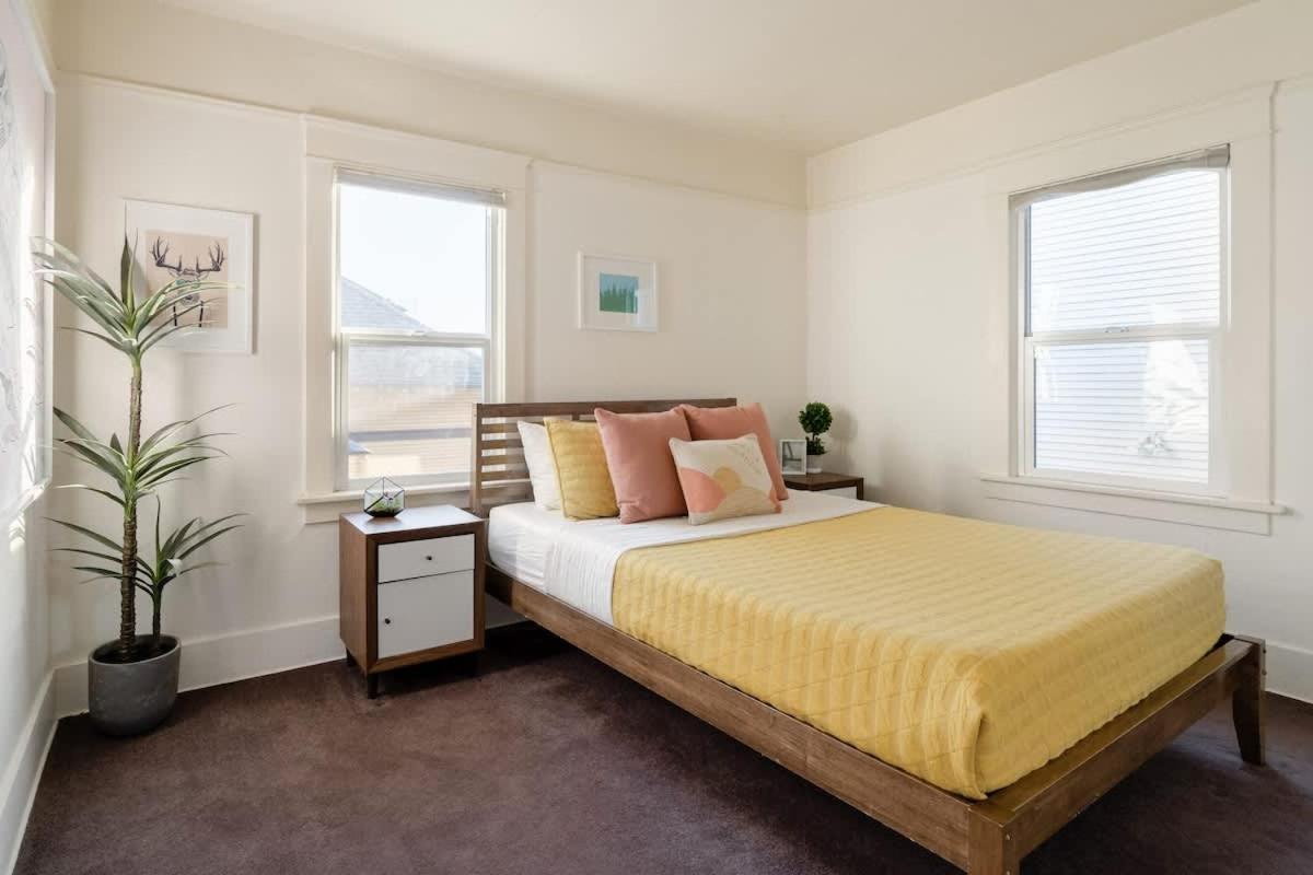 - Heartofbuckman Midcentury Dream 86 Walkscore 3br Portland