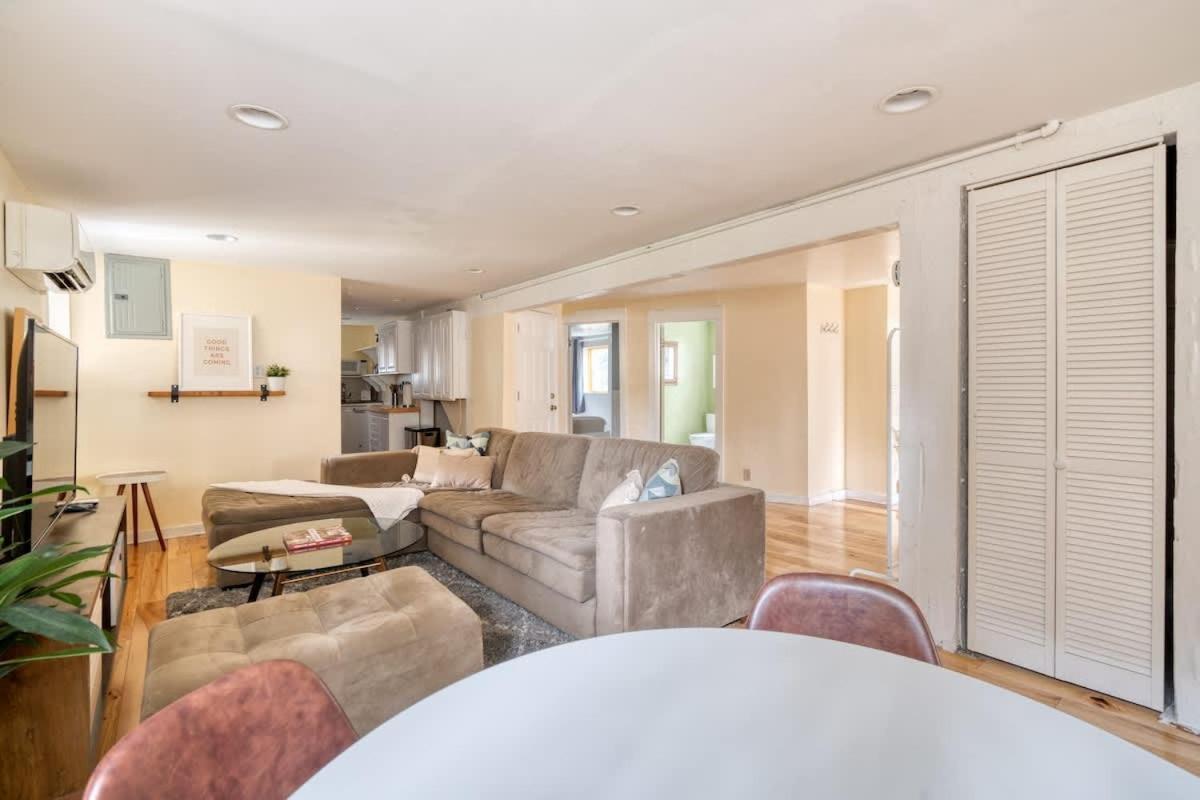 Apartment - Buckman Bliss, Quiet Oasis Near Portland's Pulse Portland