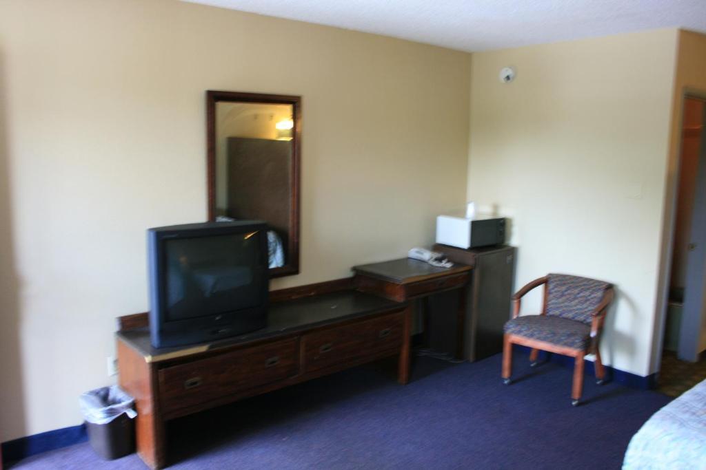Value & Motel
