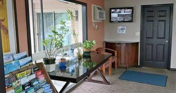 Motel Value & 2*