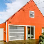 Portland Urban Lodge, Quiet, Walkable, Near