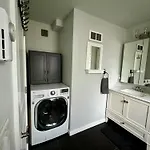 Private Ne Portland Guesthouse