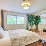 Lush Portland Flat With Fire Pit, 4 Mi To Dtwn!