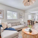 Stay Portland Collection - Amazing Giant Studio In Brooklyn