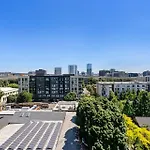 Apartment In Northwest Portland