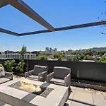 Apartment In Northwest Portland
