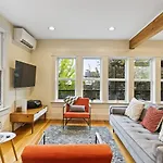 The Slabtown Loft - Local Coffee Shops, Eateries, Walkable