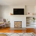 Stay Portland - Sunnyside Wonderland- Coffee Shops, Bars & Parks