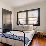 Stay Portland - Perfectly Restored Craftsman - Eateries & Coffee
