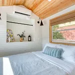 Stay Portland - Tiny Farmhouse - Walk To Local Shops & Restaurants
