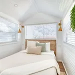 Stay Portland - Teal & Terrazzo Bright Portland Tiny Home