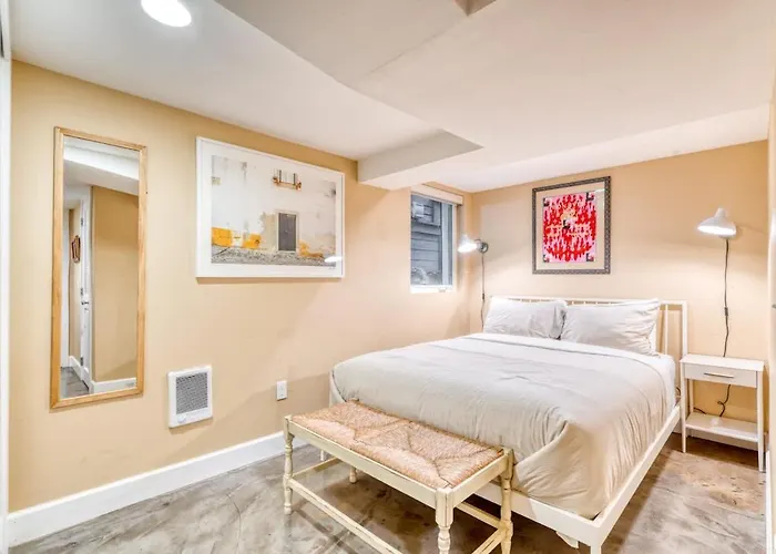 Stay Portland Collection - Private Underground Getaway - 92 Walkscore