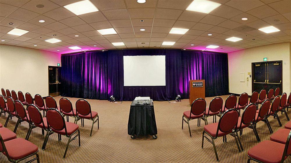 - Columbia Riverfront By Ihg