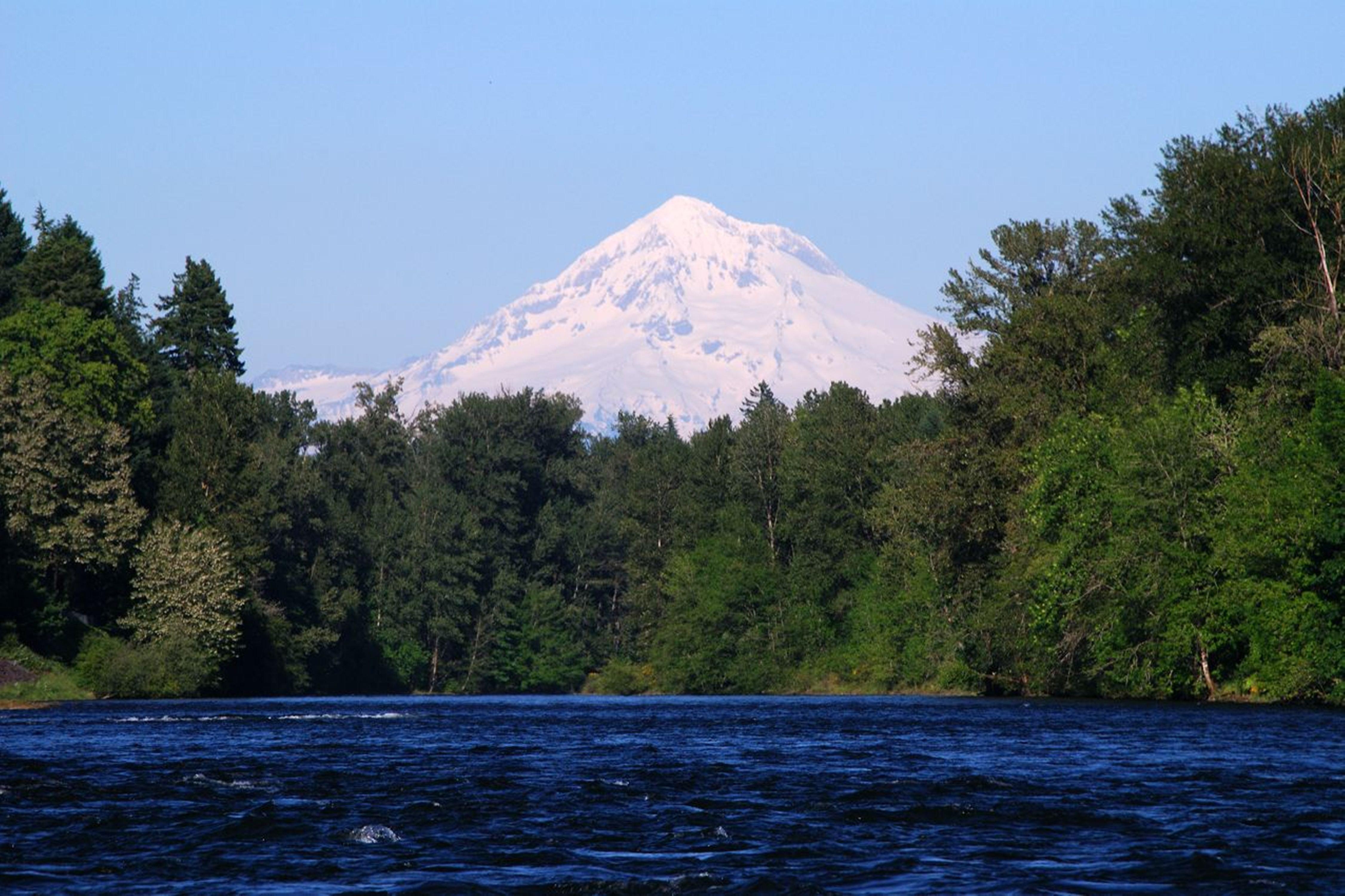 Portland-airport I-205 By Ihg