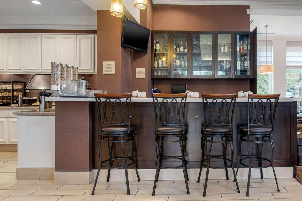 Hotel Hilton Garden Airport 3*