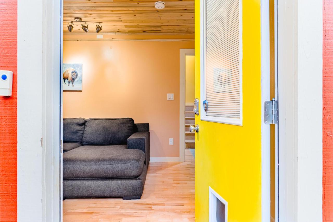 Holiday home Urban Lodge, Quiet, Walkable, Near *