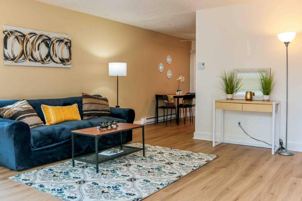 Amazing Entire House + Parking * Portland