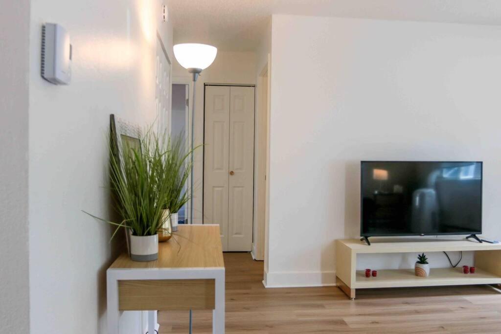 Amazing Entire House + Parking * Portland
