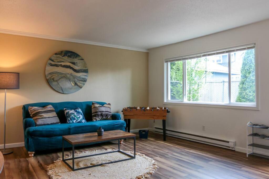 Charming Entire House + Parking * Portland