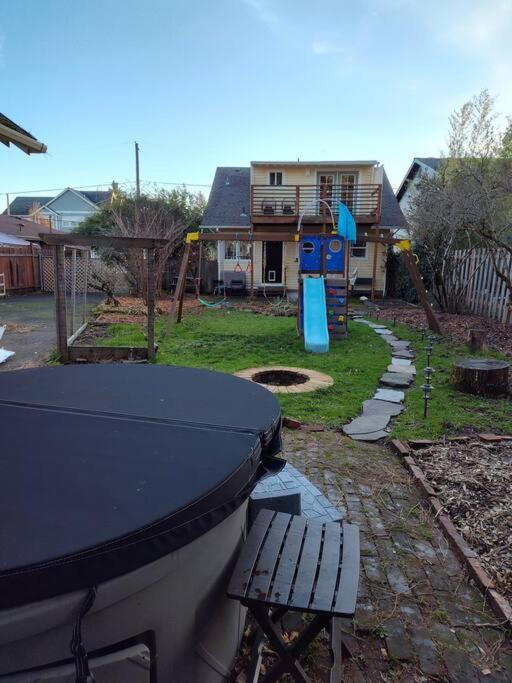 Sweet Beech St Retreat-basement Apartment Portland