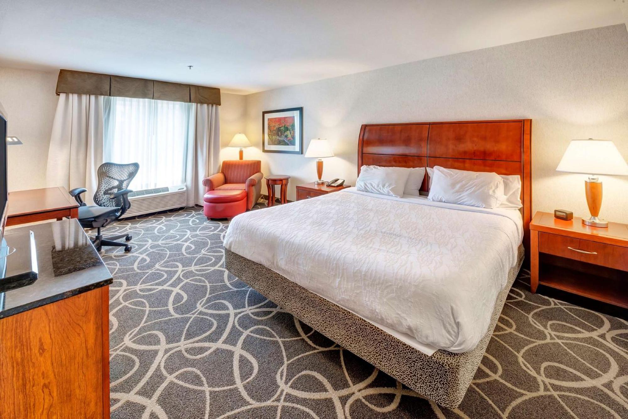 Hilton Garden Airport Hotel