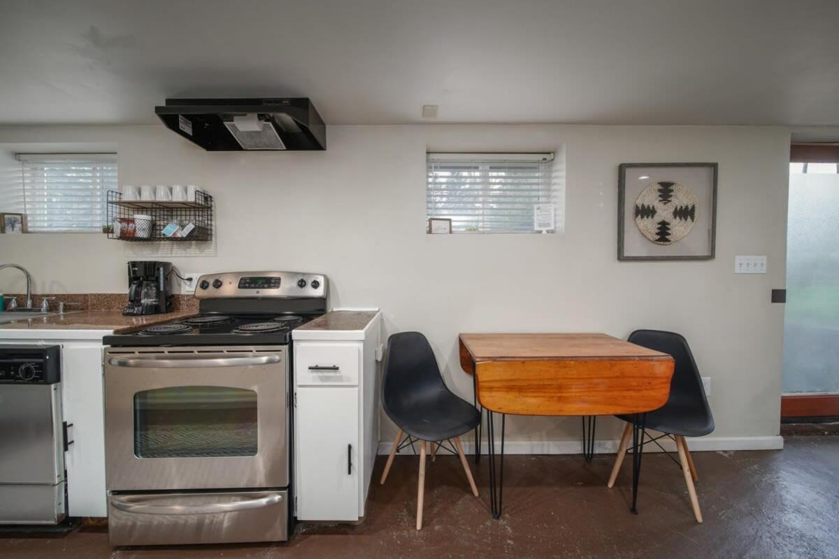 #stayinmydistrict Pendelton Place Walk To Mt Tabor Holiday home Portland