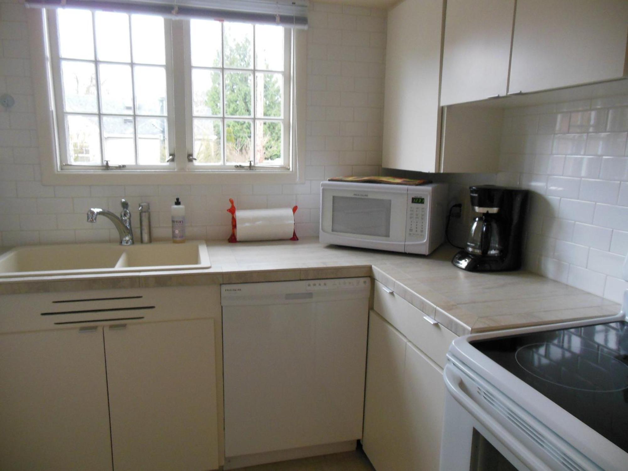 Doyle Lovejoy Apartment *