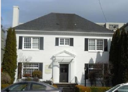 Doyle Lovejoy Apartment
