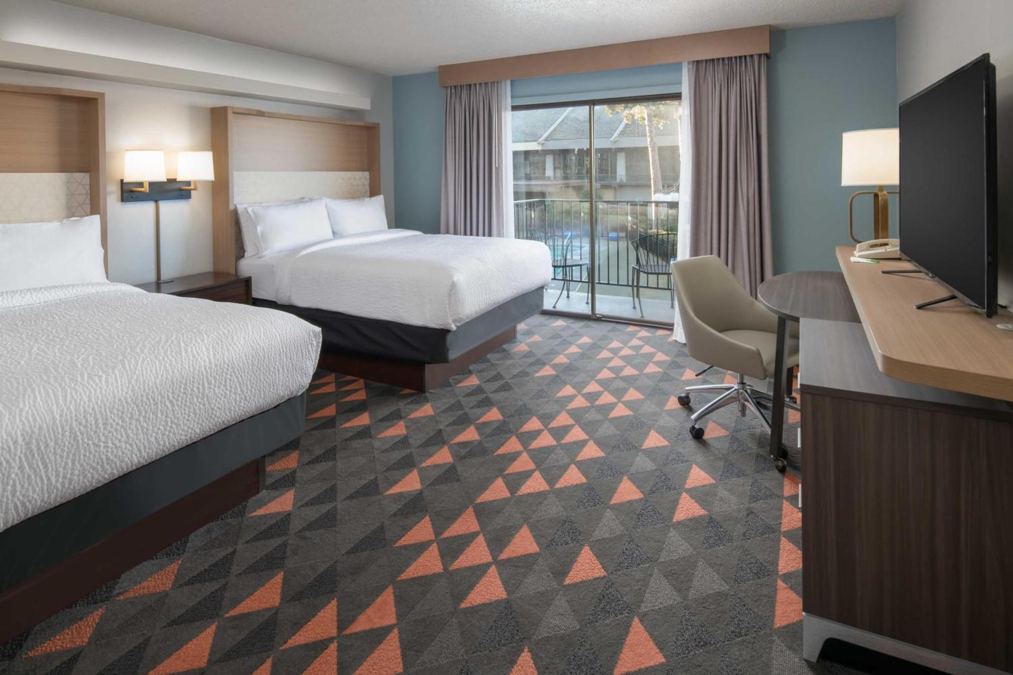 - Columbia Riverfront By Ihg Portland