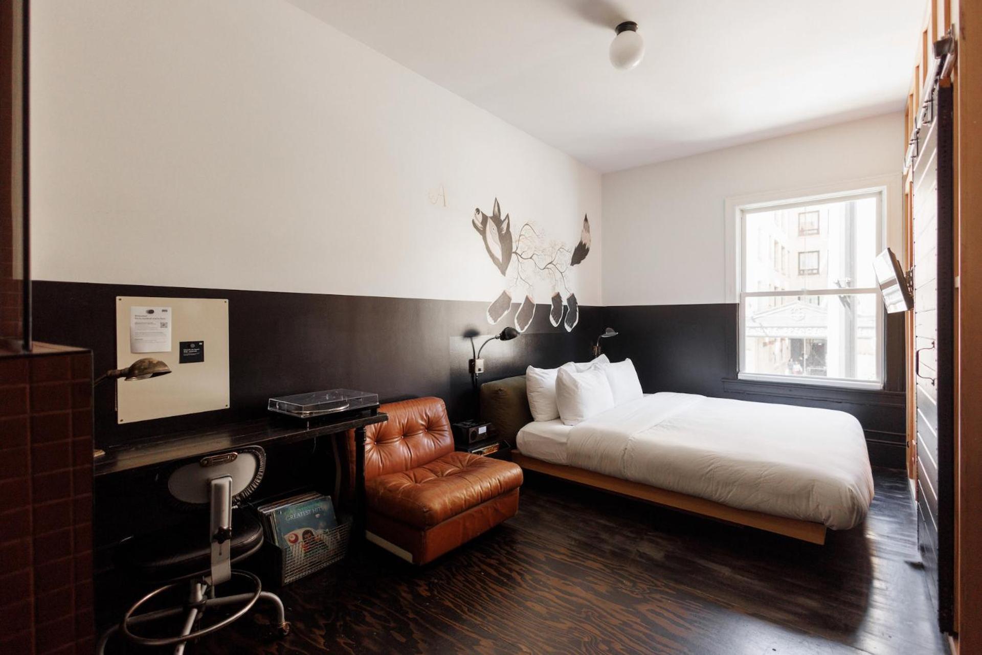 The Clyde By Kasa Living 3* Portland