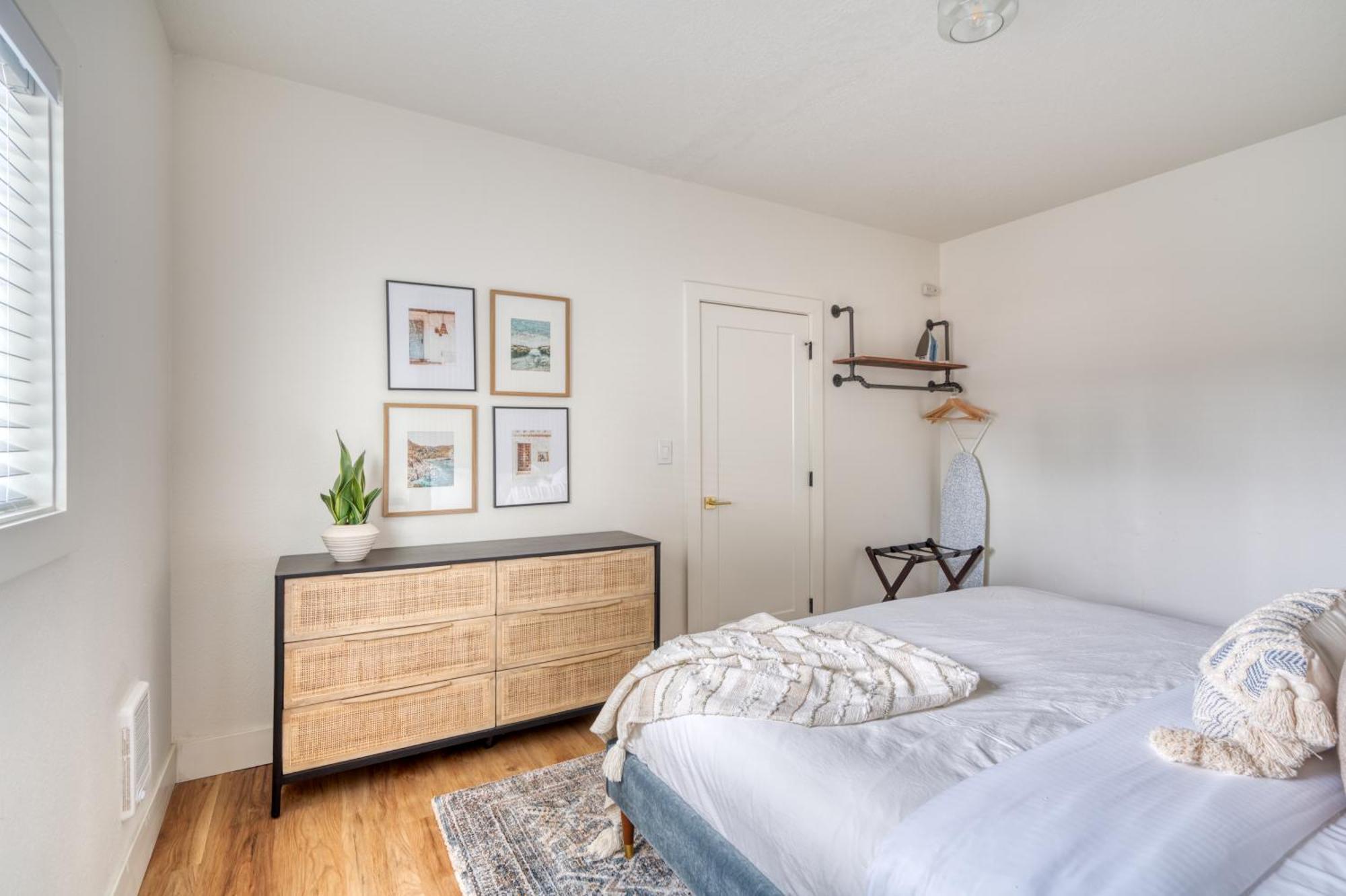 Collection - Perfect Brooklyn 1 Bedroom Apartment
