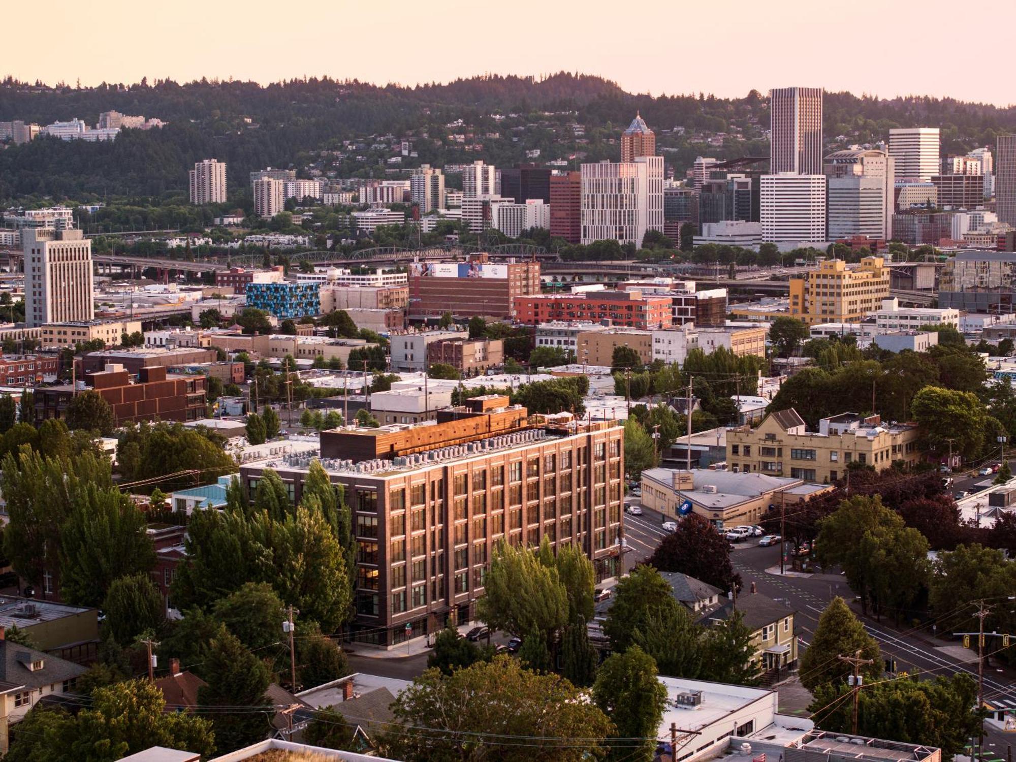 Memoir Buckman Portland